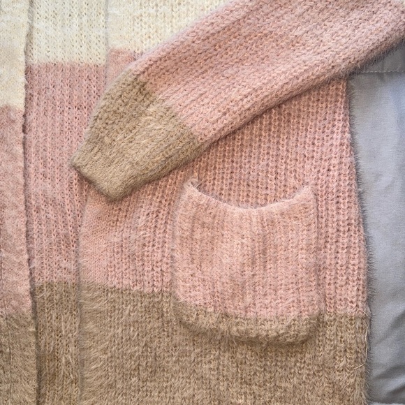 June & Hudson Pastel Striped Hooded Cardigan Size Medium - Picture 3 of 4